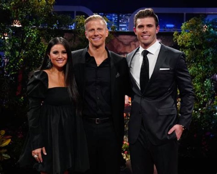 EXCLUSIVE: Bachelor Sean Lowe’s Ex Lindsay Yenter: I’m In Love
