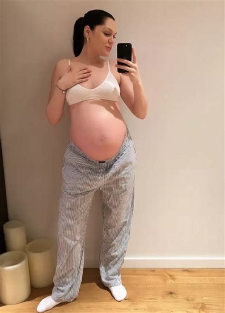 Jessie J Gives Emotional Performance Hours After Announcing Devastating Pregnancy Loss