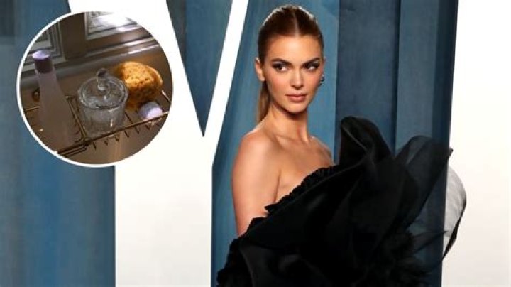 Kendall Jenner’s Master Bathroom Is the Perfect Oasis: See Photos Inside the Supermodel’s R&R Room